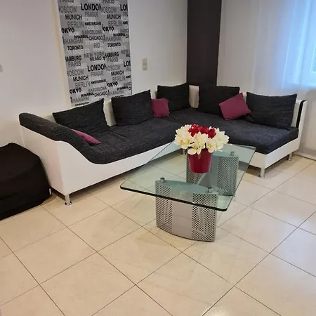 Ferienwohnung Ni Va Li Bretzenheim Exterior foto