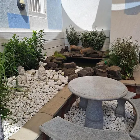 Ferienwohnung Ni Va Li Bretzenheim Exterior foto