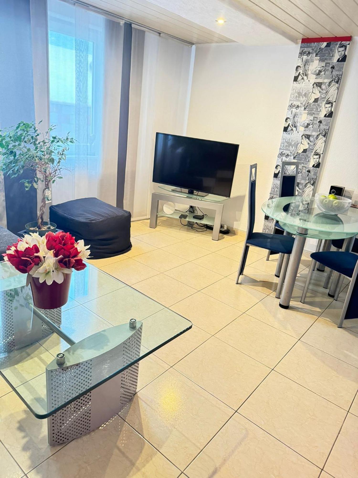 Apartment Ni Va Li *